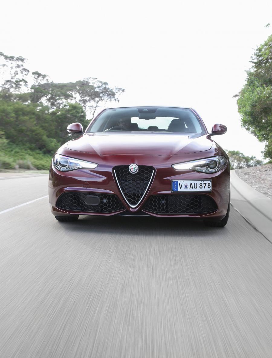  Alfa Romeo Giulia Veloce Q2 (952) 2017 года  (AU) (фото 11 из 40)